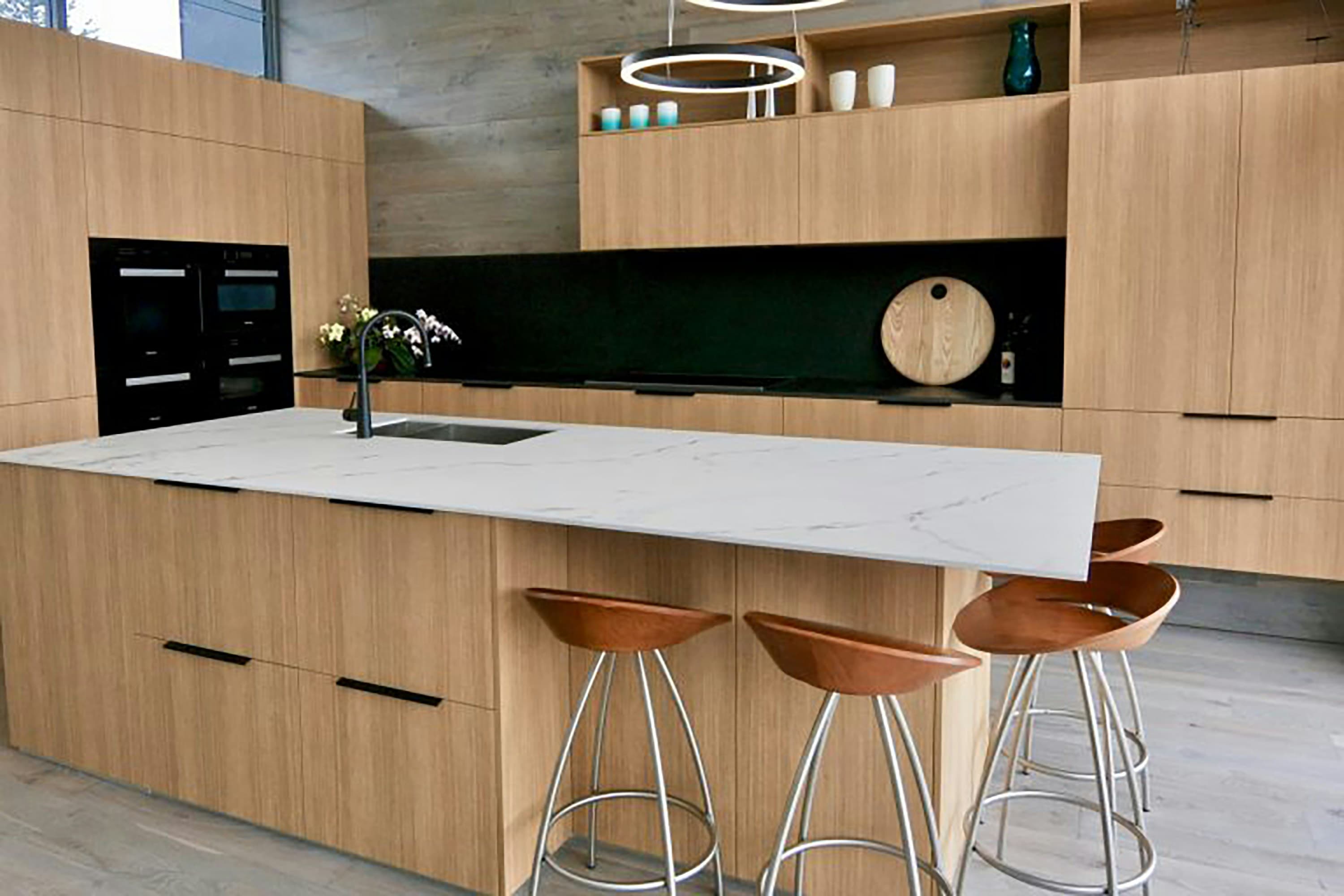 Modern Metal Frame Kitchen